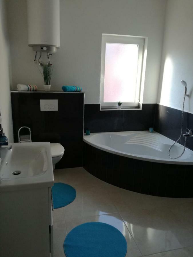 Apartman Adriatic Trogir Dış mekan fotoğraf
