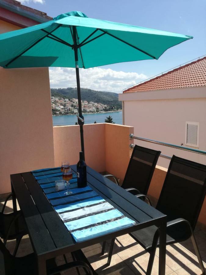 Apartman Adriatic Trogir Dış mekan fotoğraf