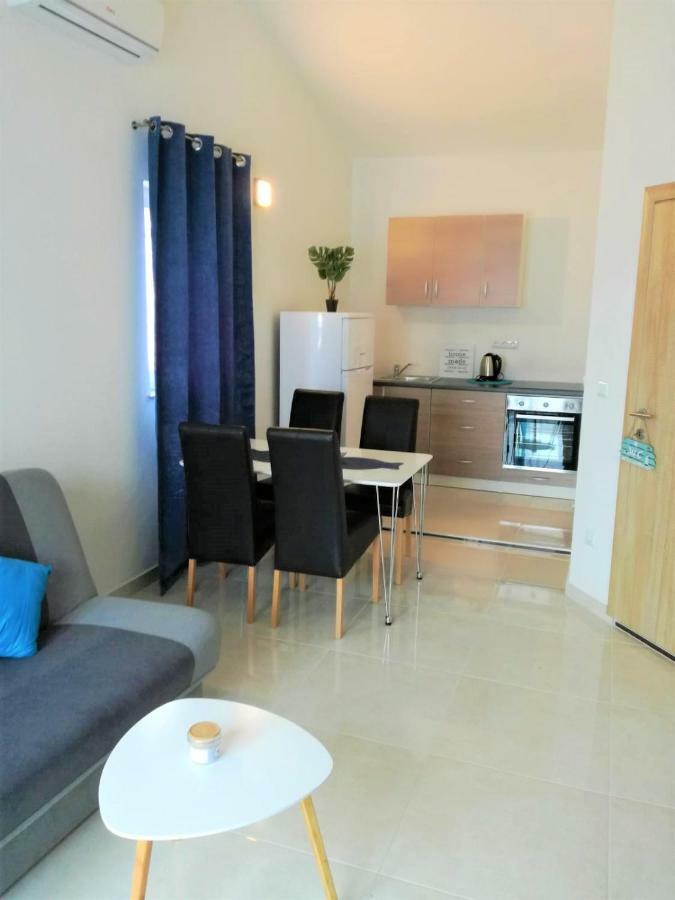 Apartman Adriatic Trogir Dış mekan fotoğraf