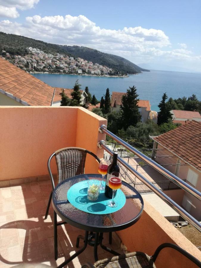 Apartman Adriatic Trogir Dış mekan fotoğraf