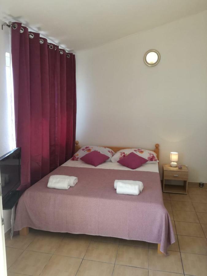 Apartman Adriatic Trogir Dış mekan fotoğraf